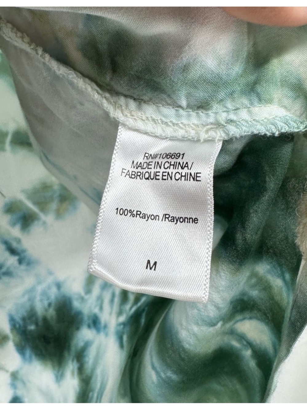 Young Fabulous & Broke Green and Cream Tie-Dye Flutter Sleeve Tunic - Picture 4 of 4